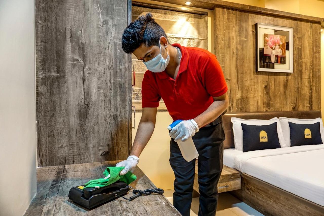 Townhouse Oak Hotel Rama Nashik Exteriör bild